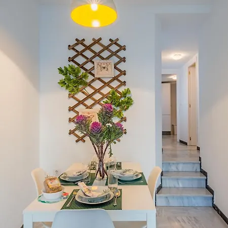 Surthy Arenal Flat شقة
